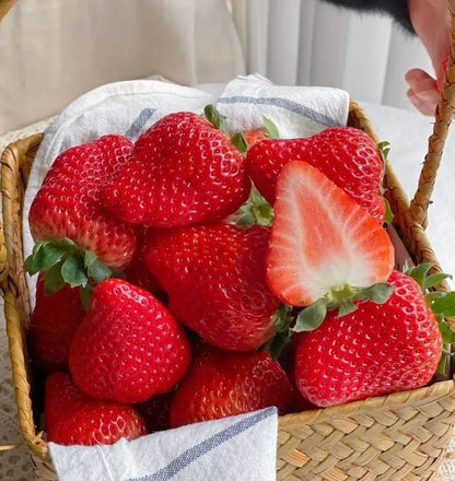 Creamy Strawberry Seeds🍓